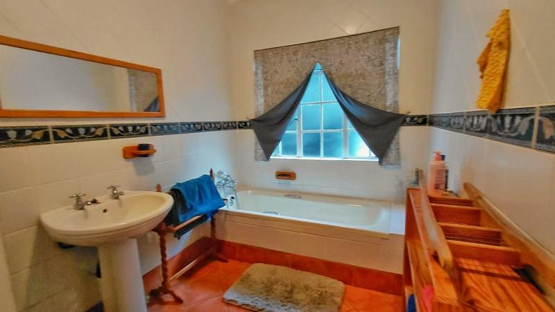 4 Bedroom Property for Sale in Park West Free State